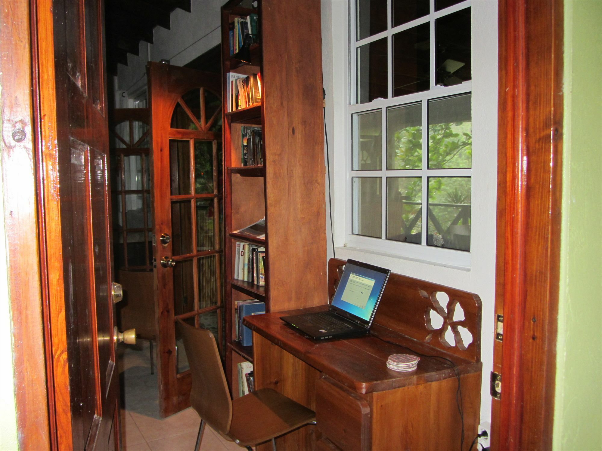 Hibiscus Valley Inn Marigot Bagian luar foto