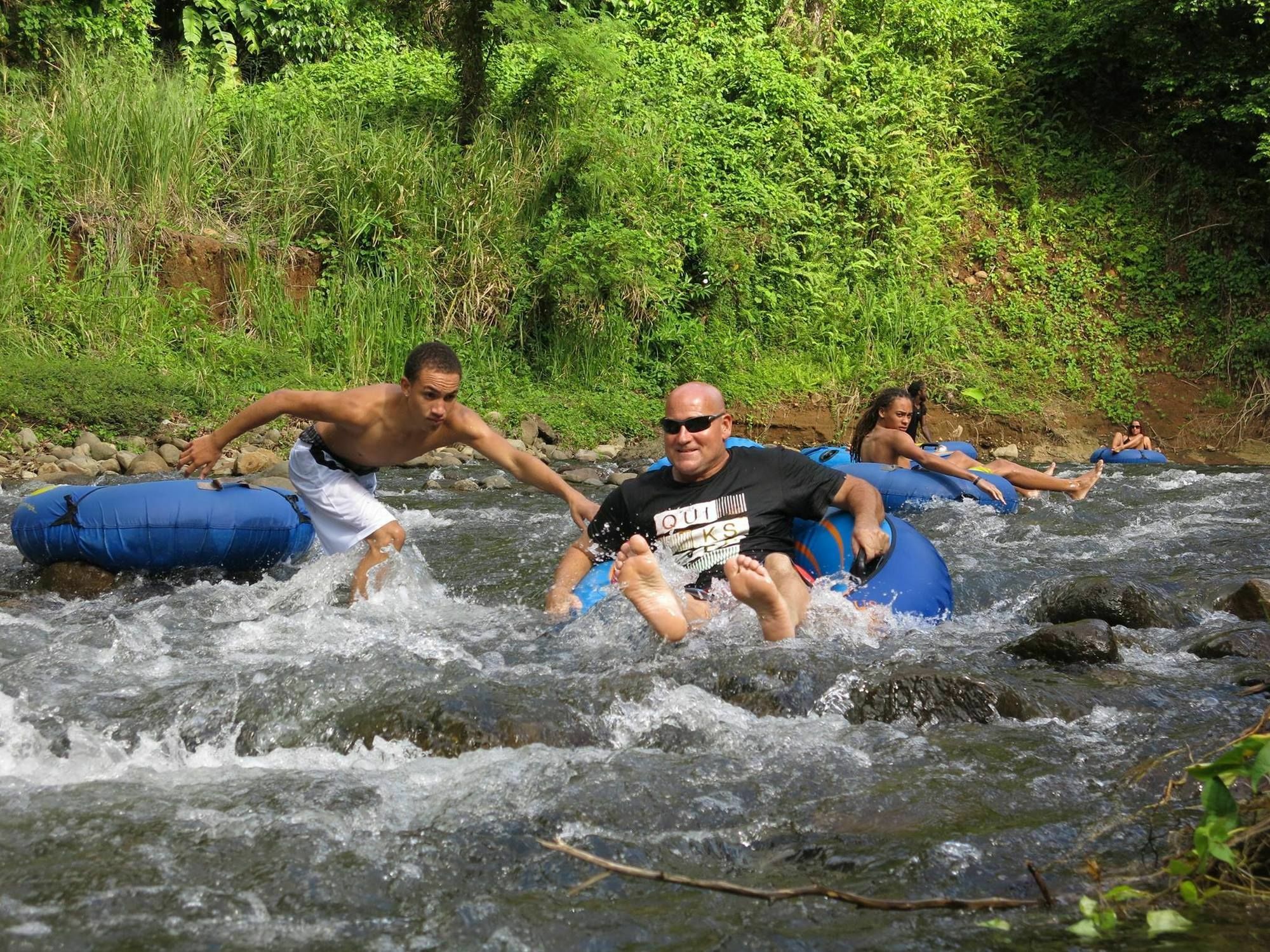 Hibiscus Valley Inn Marigot Bagian luar foto